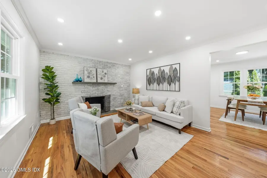 88 Loughlin Avenue, Cos Cob, CT 06807 - #3