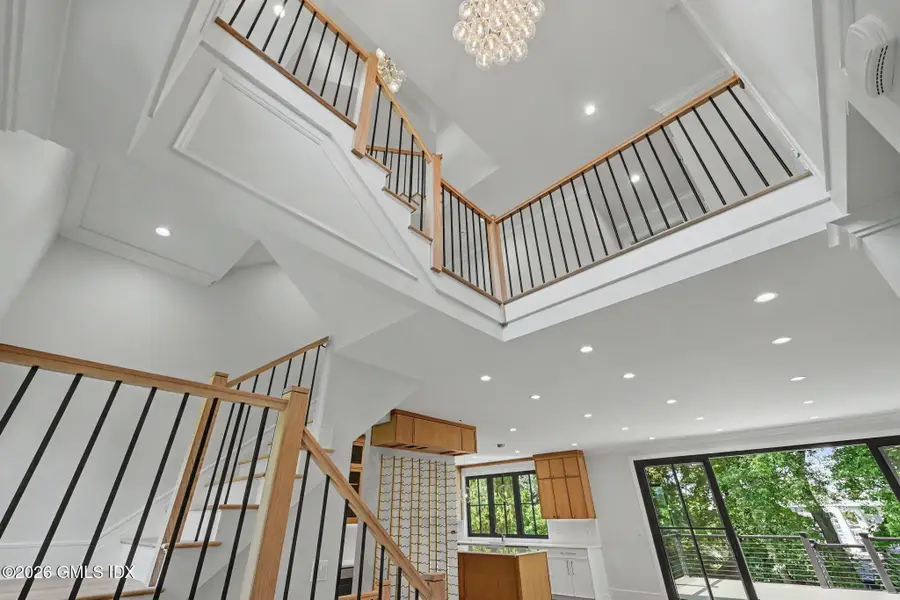8 Somerset Lane, Greenwich, CT 06831 - #2