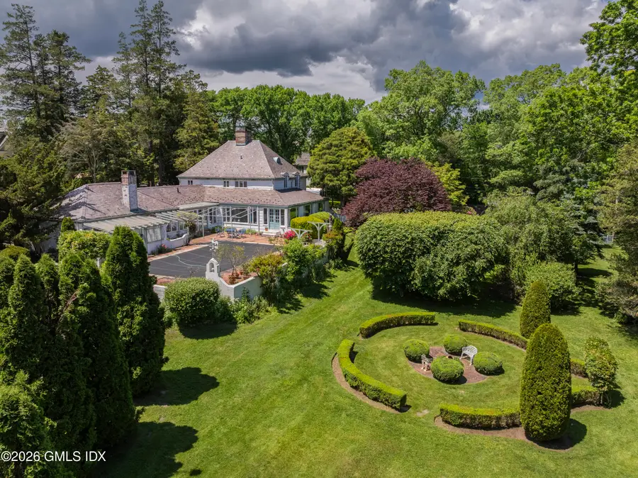 6 Martin Dale, Greenwich, CT 06830 - #2