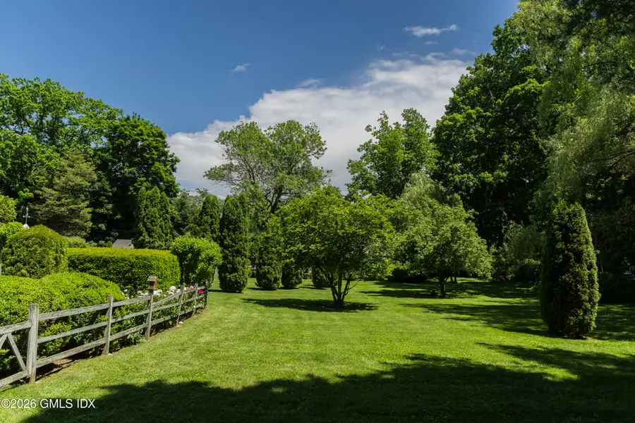 6 Martin Dale, Greenwich, CT 06830 - #3