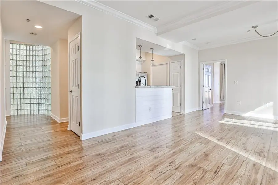 2161 Peachtree Road Ne #801, Atlanta, GA 30309 - #3