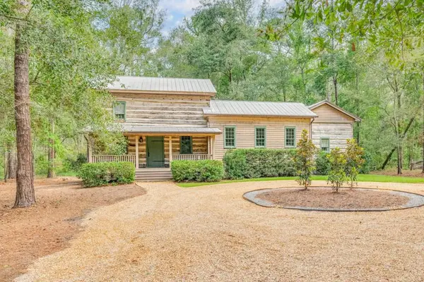 590 Dogwood Way, Richmond Hill, GA 31324