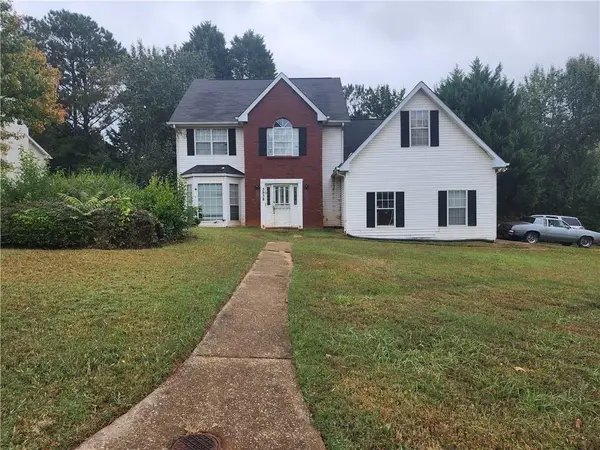 3938 Knights Cross, Ellenwood, GA 30294