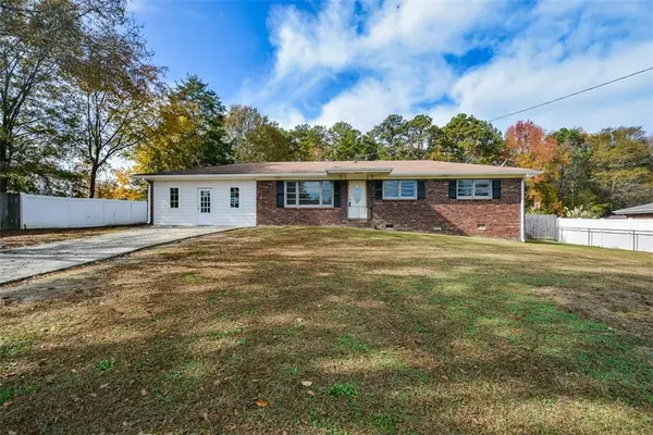 807 Mckenney Lane, Douglasville, GA 30134