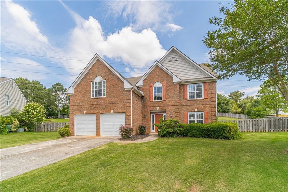 900 Laurel Cove Drive, Snellville, GA 30078 - ERA