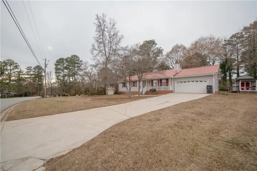 70 E Honeysuckle Lane, Carrollton, GA 30116 - Image #2