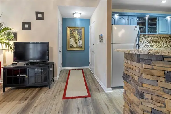 690 Mcgill Place Ne, Atlanta, GA 30312