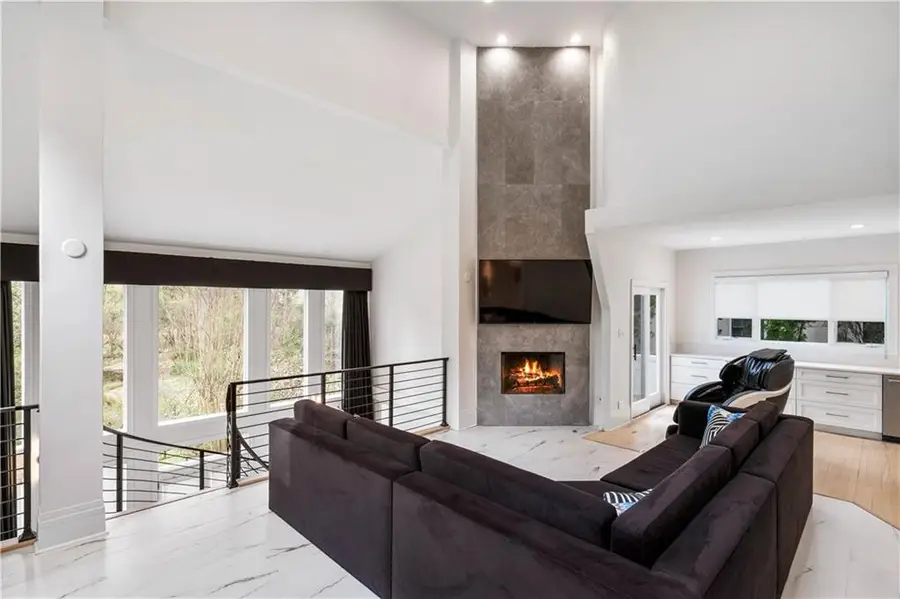 4 Vale Close Ne, Atlanta, GA 30324 - Image #3