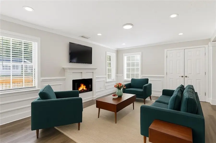 1391 Lorenzo Drive Sw, Atlanta, GA 30310 - Image #2