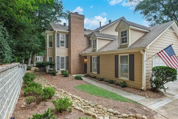 110 Great Oaks Lane, Roswell, GA 30075