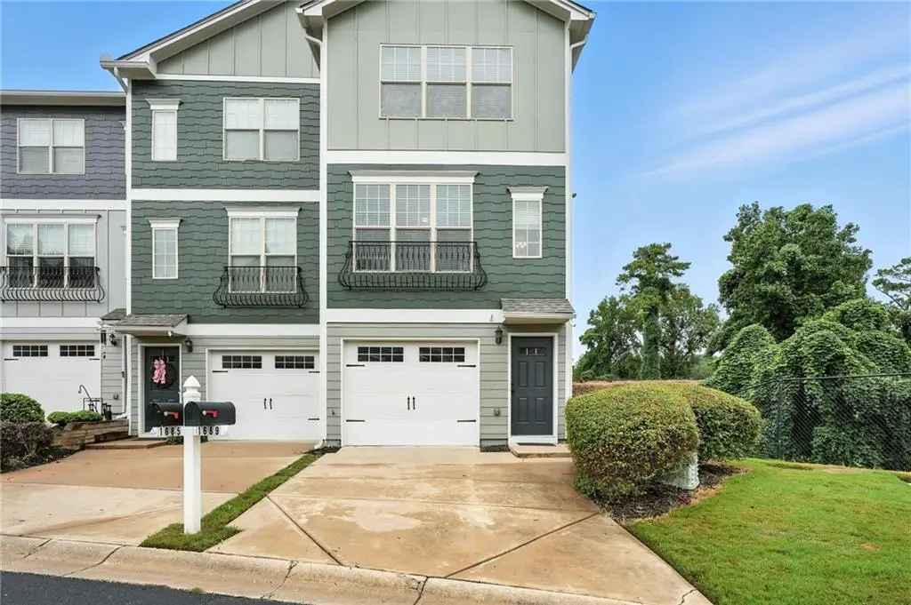 1689 Liberty Parkway Nw, Atlanta, GA 30318 - Image #1