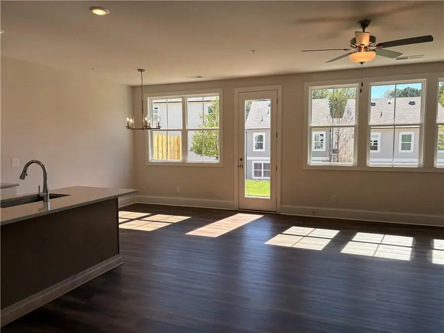 939 Crestmanor Drive, Marietta, GA 30008 - Image #3