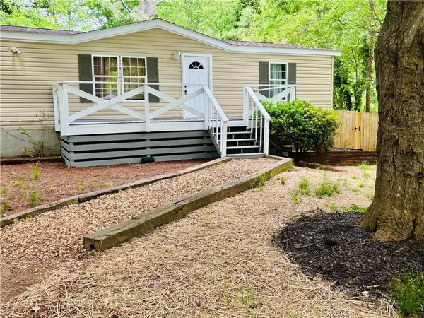 8 Dixie Drive, Stockbridge, GA 30281