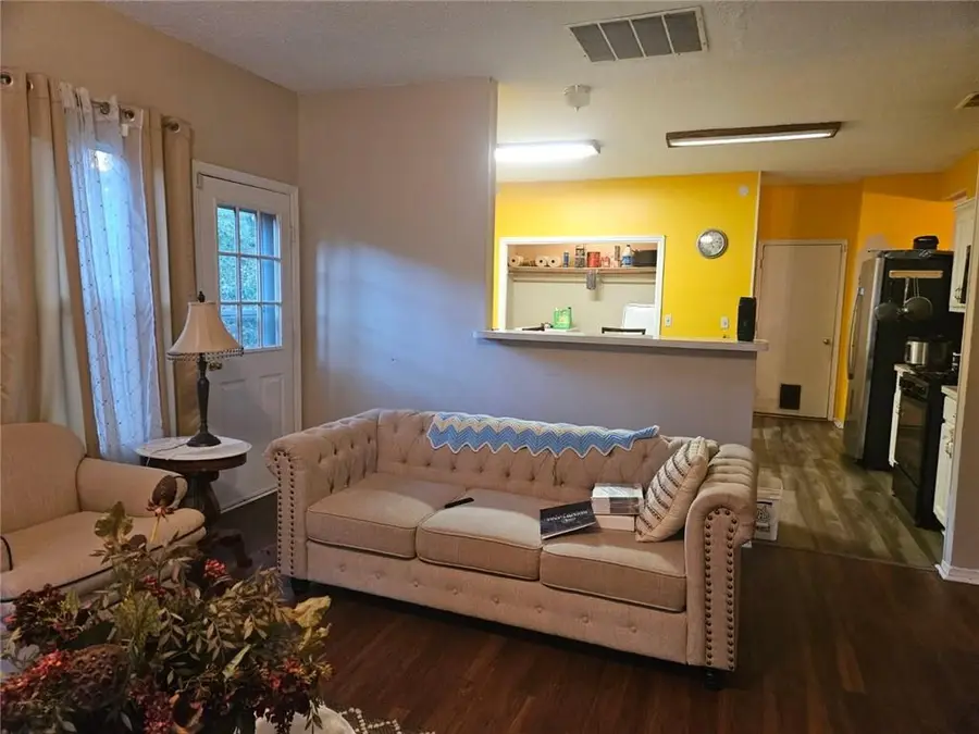 2081 Hunters Ridge Drive, Lawrenceville, GA 30044 - Image #2