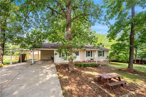 245 Amanda Court, Stockbridge, GA 30281