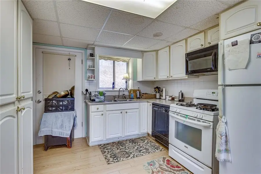 1036 Wooten Lake Road Nw, Kennesaw, GA 30144 - Image #3