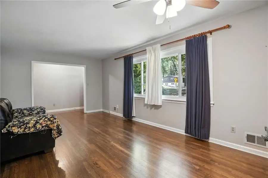 1784 Hammond Woods Circle Sw, Marietta, GA 30008 - Image #3