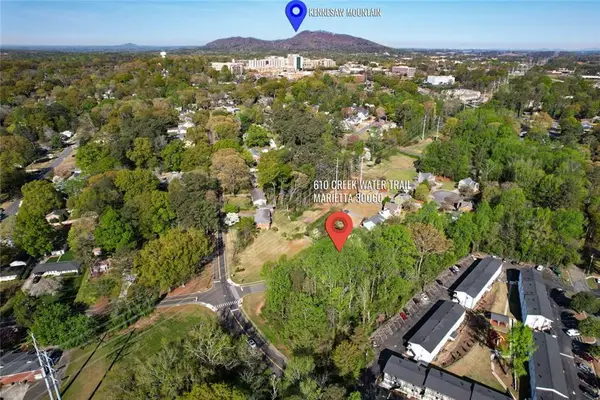 600 Creek Water Trail, Marietta, GA 30060