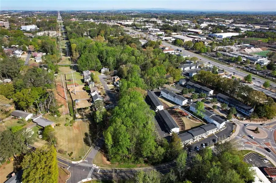 600 Creek Water Trail, Marietta, GA 30060 - Image #2