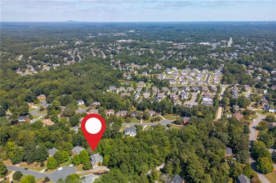 460 Hamilton Park Drive, Roswell, GA 30075 - Image #2