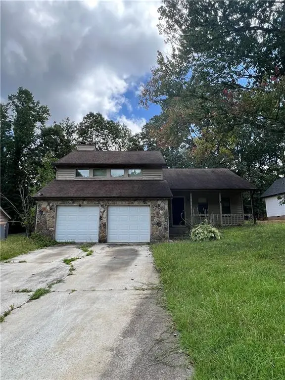 1055 Chapman Lane, Stone Mountain, GA 30088 - Image #2