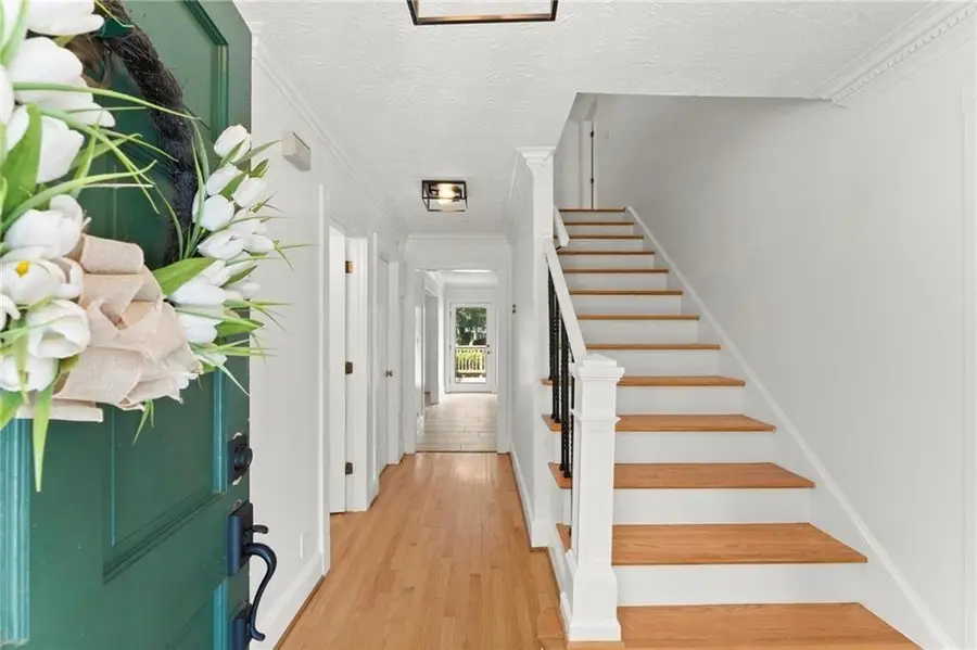 965 Lake Charles Drive, Roswell, GA 30075 - Image #3