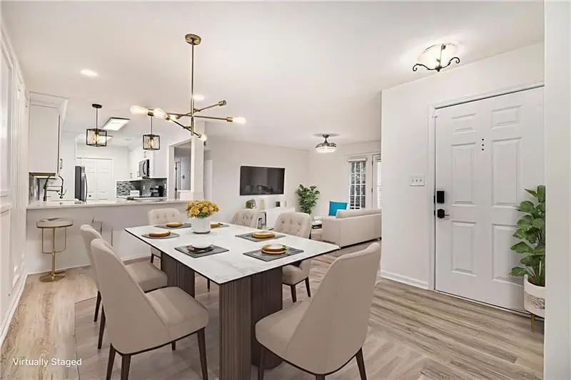 502 Brighton Point, Atlanta, GA 30328 - Image #2