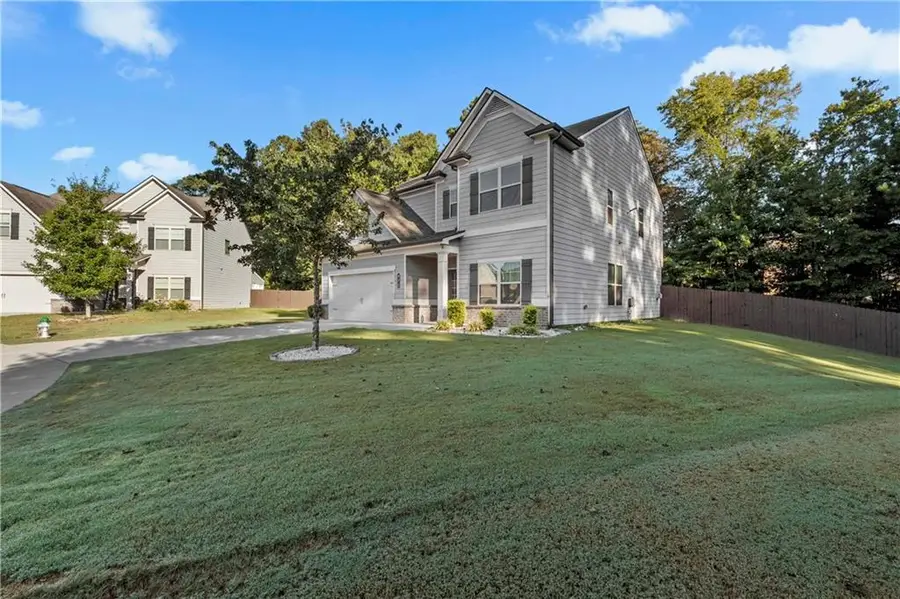 922 Blackberry Trail, Loganville, GA 30052 - Image #2