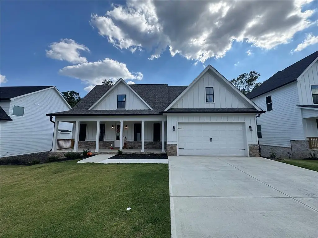 22 Lakewood Court Se, Cartersville, GA 30120 - Image #1