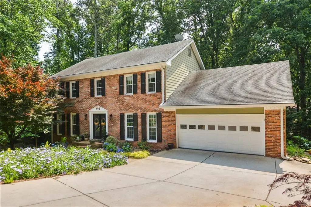 3453 Drayton Drive Ne, Roswell, GA 30075 - Image #1