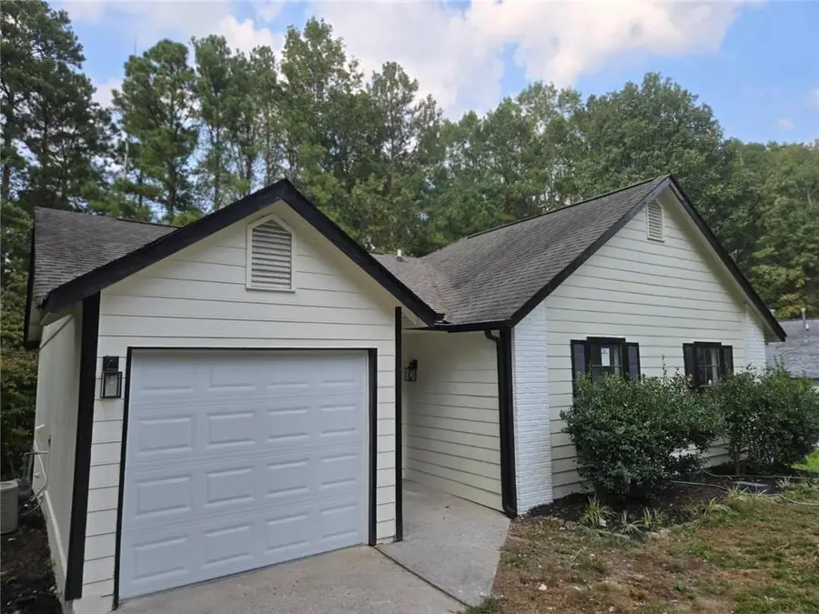 2884 Kevin Lane, Jonesboro, GA 30236 - Image #2