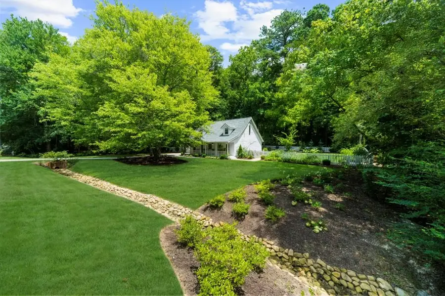 205 Mayfield Cir, Alpharetta, GA 30009 - Image #2