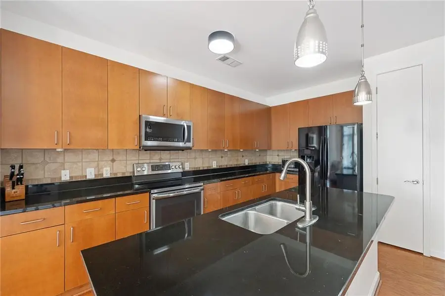 711 Cosmopolitan Drive Ne #300, Atlanta, GA 30324 - #3