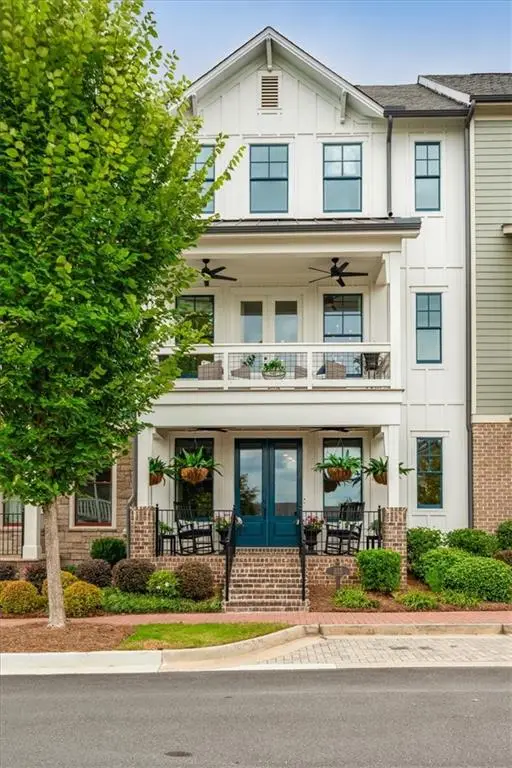 815 Maplewood Drive, Roswell, GA 30075 - Image #3