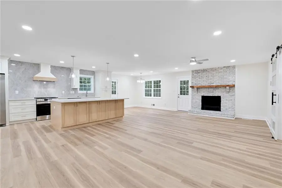 1050 Tanglewood Trail, Woodstock, GA 30189 - Image #2