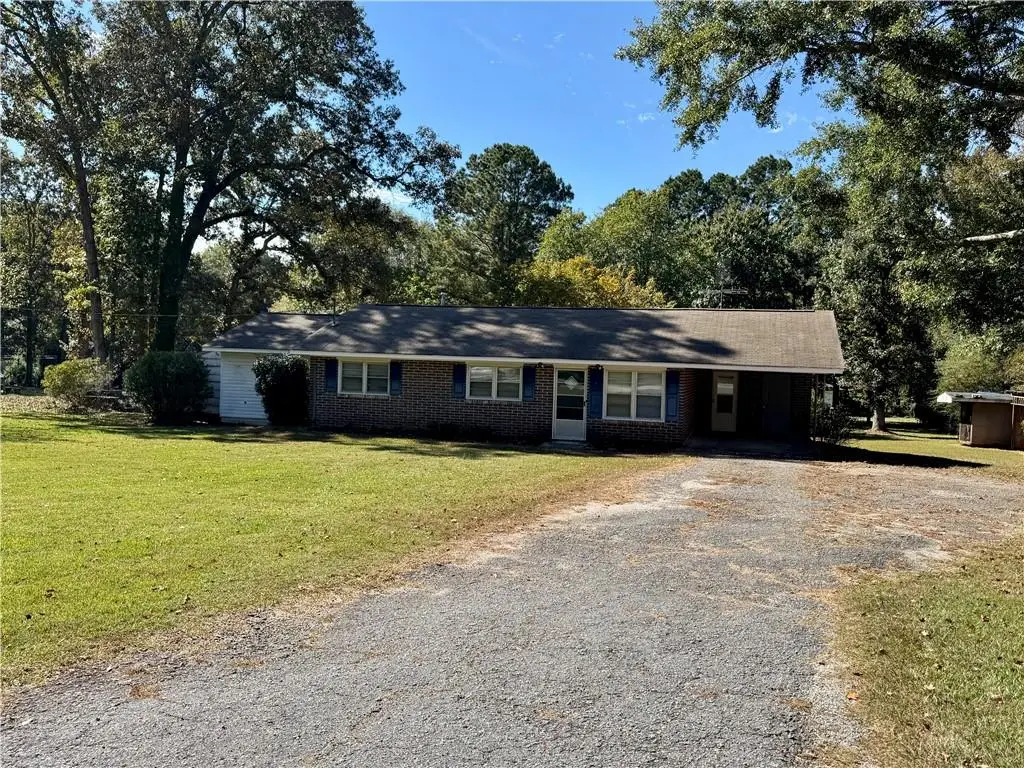 606 Viewpoint Drive, Jackson, GA 30233 - Image #1