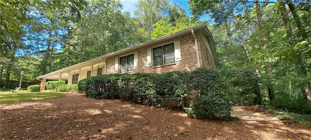 2600 Amberly Drive, Dunwoody, GA 30360 - Image #1