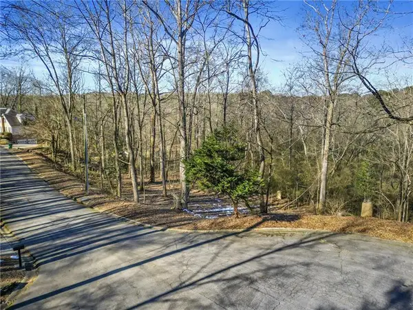 14 Geraldine Drive Se, Smyrna, GA 30082