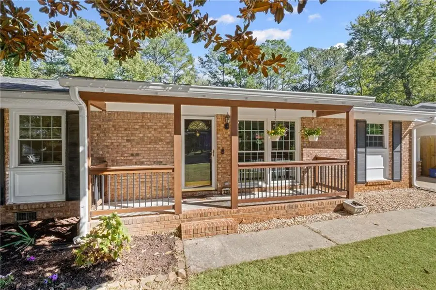 2731 Carolyn Drive Se, Smyrna, GA 30080 - Image #2