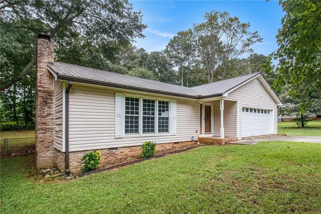 136 Jennifer Lane, Carrollton, GA 30116 - Image #1