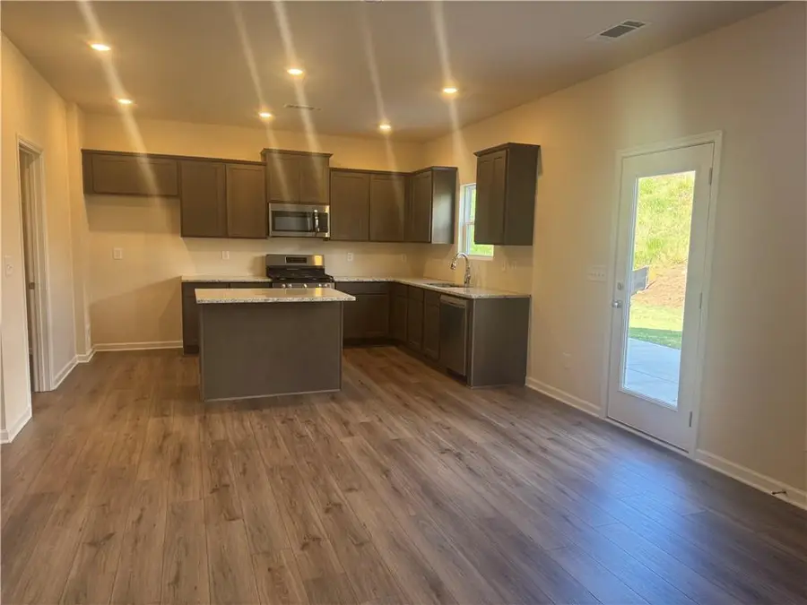 145 Bloomfield Circle, Canton, GA 30114 - Image #3