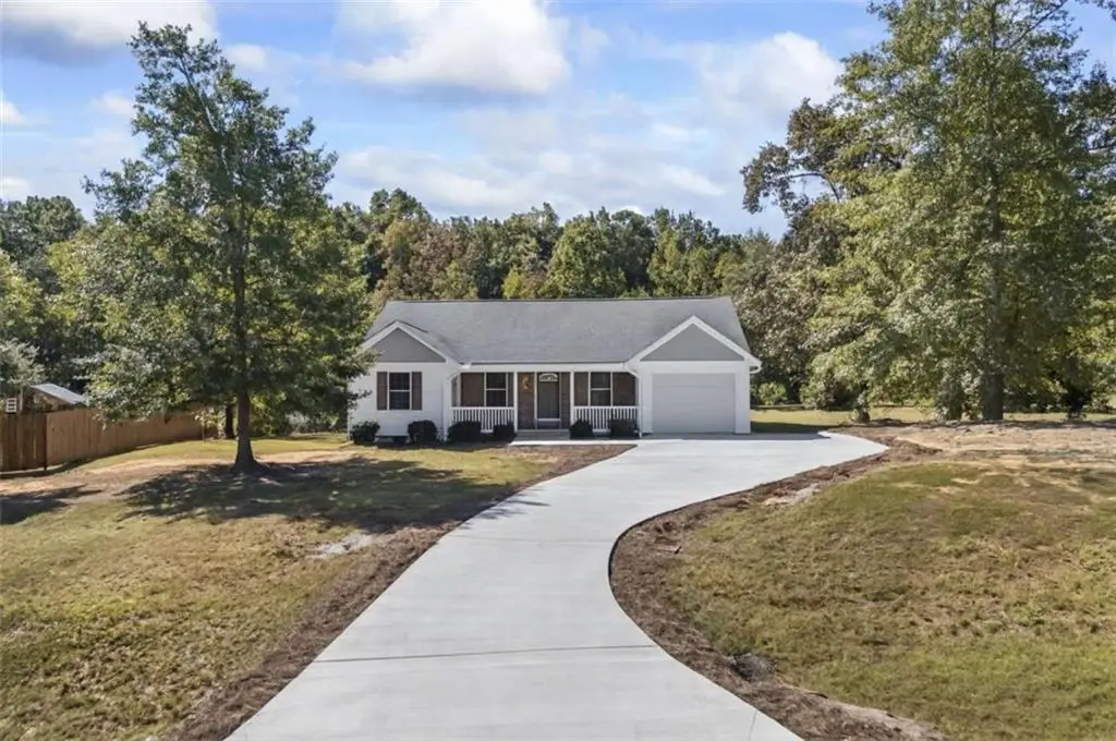 479 North Point Cir, Hartwell, GA 30643 - Image #1