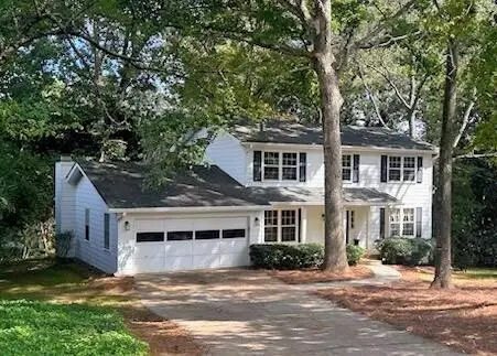 564 Deer Run Sw, Lilburn, GA 30047