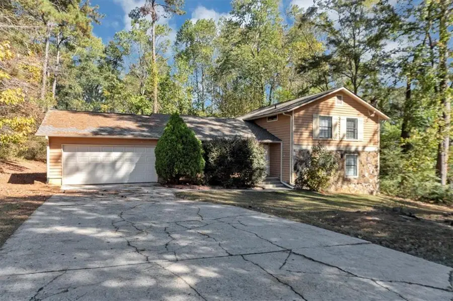 8528 Pond Ridge Court, Riverdale, GA 30296 - Image #2