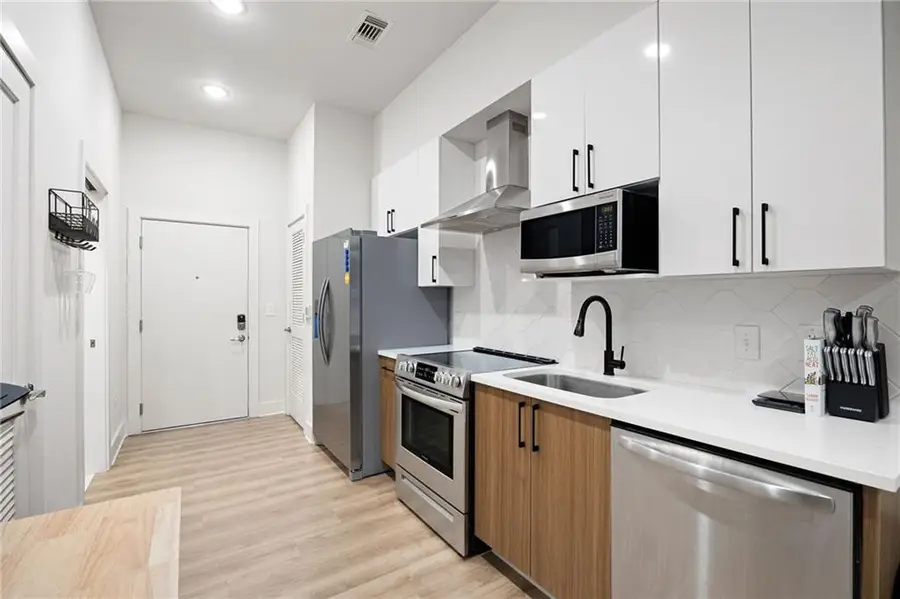 112 Rogers Street Ne #202, Atlanta, GA 30317 - Image #3