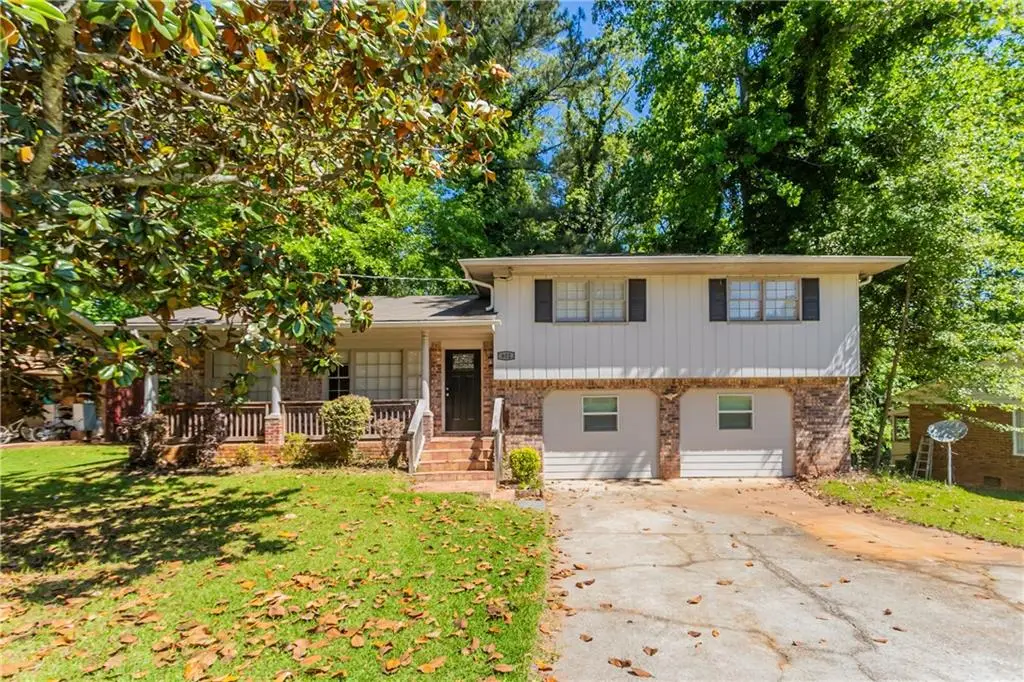 802 San Miguel Drive, Stone Mountain, GA 30083 - Image #1