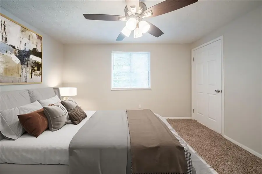 6082 Raintree Bend, Lithonia, GA 30058 - Image #3