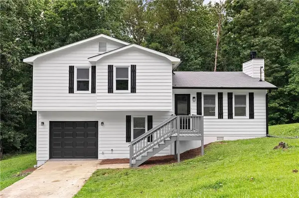 195 Beverly Park Court, Newnan, GA 30263