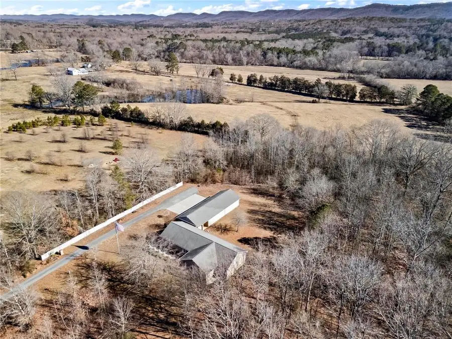 386 Oak Grove Road, Summerville, GA 30747 - Image #3