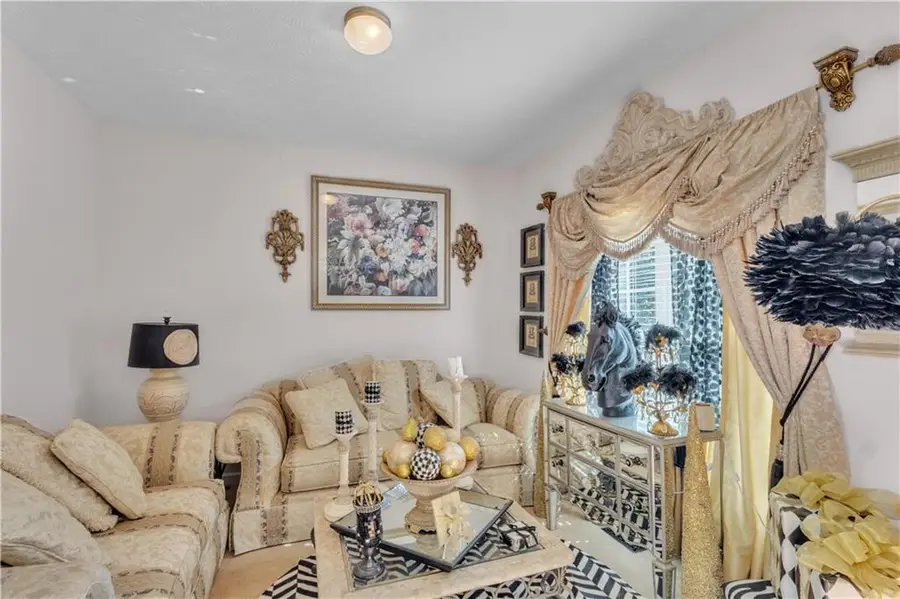 222 Woodcliff Court, Fairburn, GA 30213 - Image #3